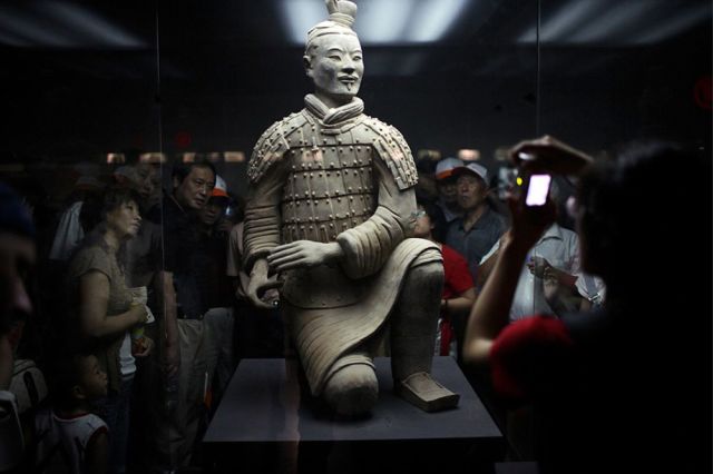 xian terracotta warrior museum xian terra cotta soldiers army china travel pictures photos