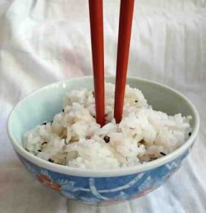 chopsticks in rice rude small chopsticks in rice rude small 291x300 Chinese etiquette tips for travelers