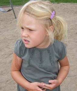 girl tummy ache small 254x300 Health risks: immunizations, vaccinations, and more
