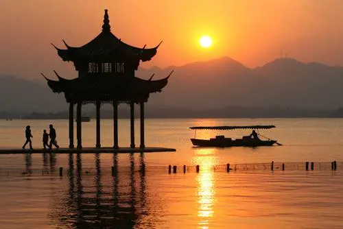 Picture during a Hangzhou sunset 