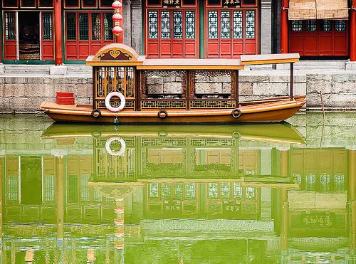 A boat on the water in Suzhou 