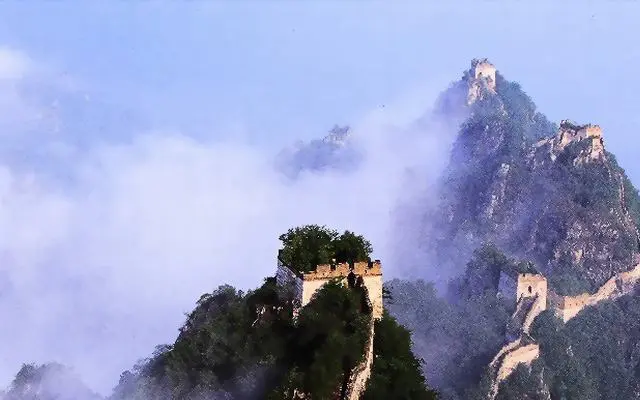 The Great Wall of China in the midst of clouds