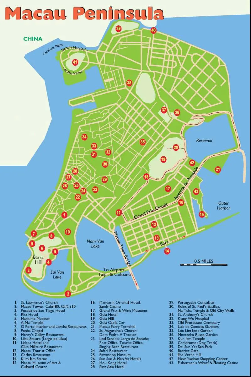 Macau tourist map showing restaurants, hotels, attractions