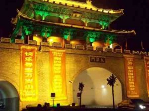 song-dynasty-Bianjing-city-gate-small
