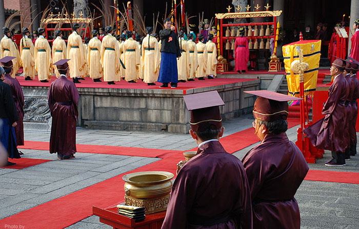 Students as part of the Confucius Institute