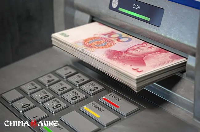 Pulling Renminbi out of a Chinese ATM